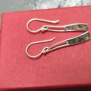 Shell dangle earrings